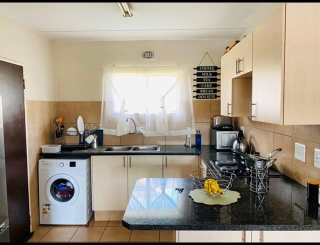 2 BEDROOM PROPERTY TO RENT IN NOORDWYK